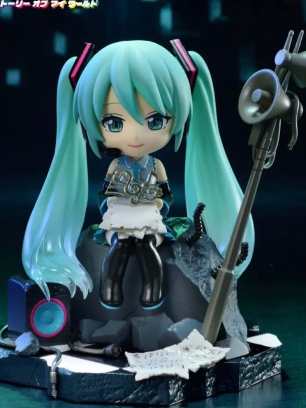 HATSUNE MIKU "Can you hear my voice?"  MINI FIGURE